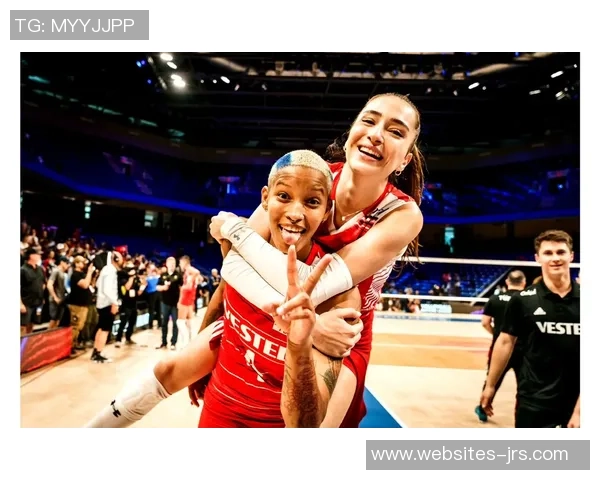 2014年美国女排与土耳其的激烈对决回顾与精彩瞬间分析