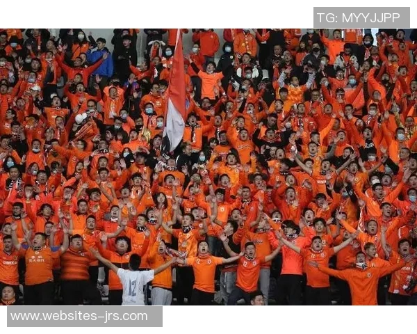 日本队与客队卡塔尔的胜负较量引发球迷热议与期待